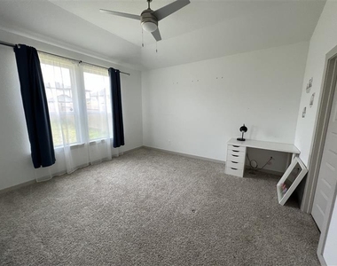 28442 Hazel Trail - Photo Thumbnail 9