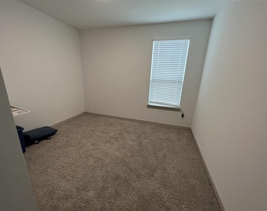 28442 Hazel Trail - Photo Thumbnail 14