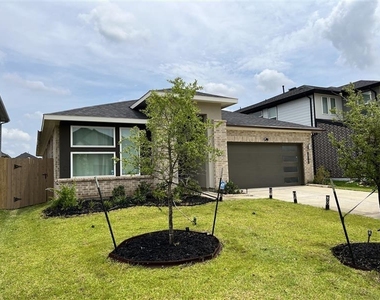 28442 Hazel Trail - Photo Thumbnail 1