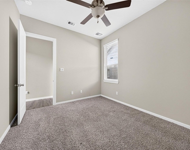 29627 Mahogany View Lane - Photo Thumbnail 33
