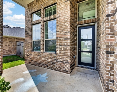 29627 Mahogany View Lane - Photo Thumbnail 4