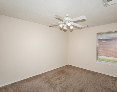 5008 Blanco Drive - Photo Thumbnail 17