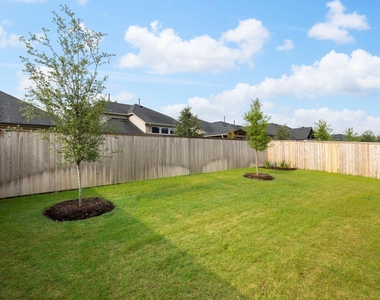 8011 Fenway Heights Drive - Photo Thumbnail 27