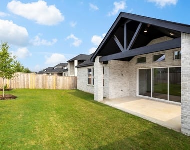 8011 Fenway Heights Drive - Photo Thumbnail 28