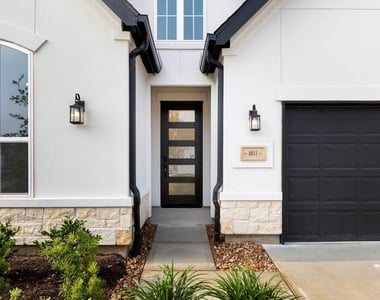 8011 Fenway Heights Drive - Photo Thumbnail 1