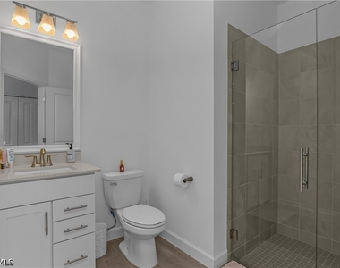 20501 Verawood Loop - Photo Thumbnail 15