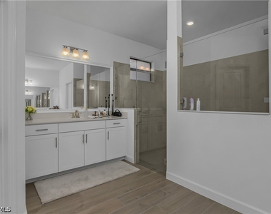 20501 Verawood Loop - Photo Thumbnail 12