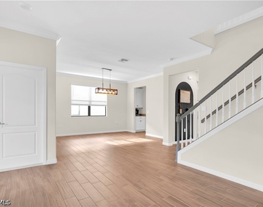 11884 Boxelder Way - Photo Thumbnail 6
