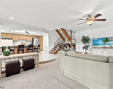 27761 Hacienda East Boulevard - Photo Thumbnail 14