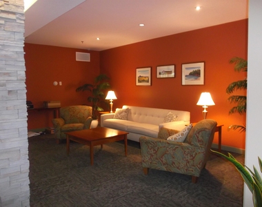 410 Farrell - Photo Thumbnail 4