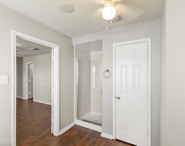 3403 Cypress Village Drive - Photo Thumbnail 11