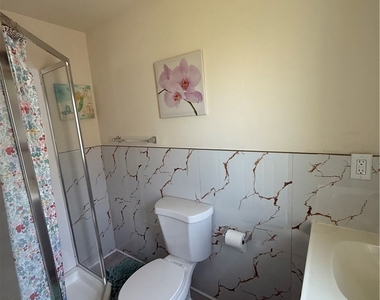 2112 Lxora Court E - Photo Thumbnail 10