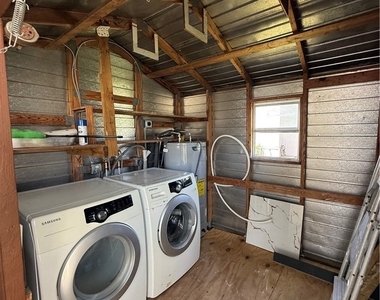 2112 Lxora Court E - Photo Thumbnail 11