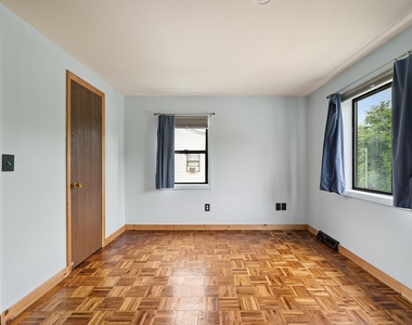 21 Huntington - Photo Thumbnail 17
