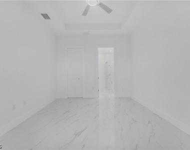 3226 Nw 41st Avenue - Photo Thumbnail 22