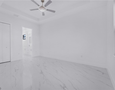 3226 Nw 41st Avenue - Photo Thumbnail 21