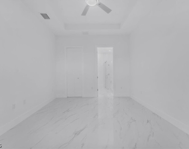 3226 Nw 41st Avenue - Photo Thumbnail 24