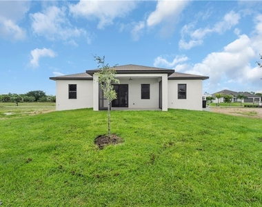 3226 Nw 41st Avenue - Photo Thumbnail 42