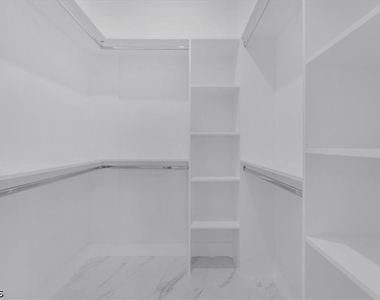3226 Nw 41st Avenue - Photo Thumbnail 25