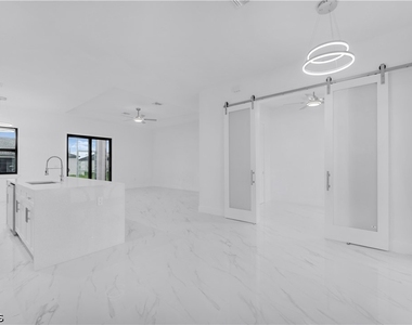 3226 Nw 41st Avenue - Photo Thumbnail 15