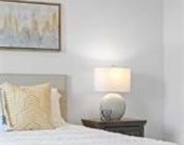 127 Chiquita Boulevard N - Photo Thumbnail 19