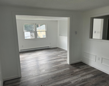 140 Carroll - Photo Thumbnail 4