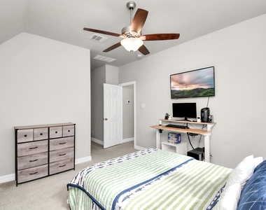 9526 Caddo Ridge Lane - Photo Thumbnail 21