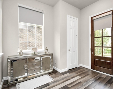 9526 Caddo Ridge Lane - Photo Thumbnail 2
