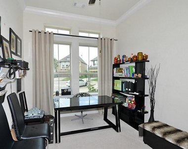 13109 Wornington Court - Photo Thumbnail 8