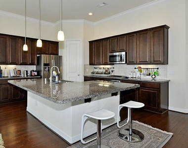 13109 Wornington Court - Photo Thumbnail 5
