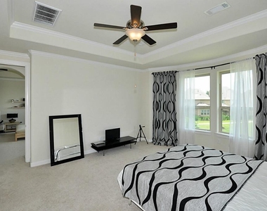 13109 Wornington Court - Photo Thumbnail 10