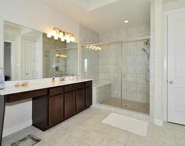 13109 Wornington Court - Photo Thumbnail 12