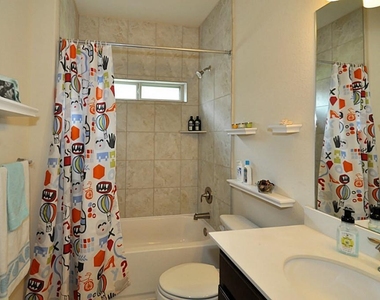 13109 Wornington Court - Photo Thumbnail 16