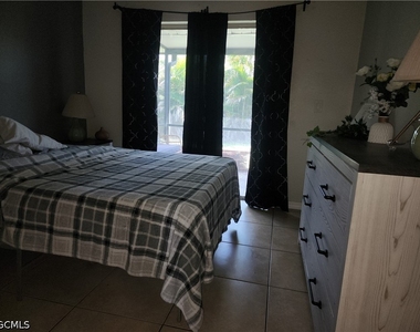 4513 Sw 8th Court - Photo Thumbnail 8