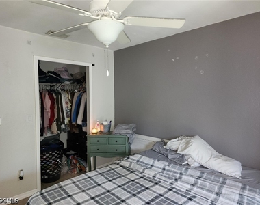 4513 Sw 8th Court - Photo Thumbnail 9