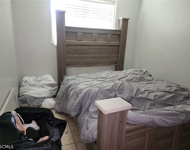 4513 Sw 8th Court - Photo Thumbnail 15