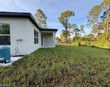 1030 Greenfield Street - Photo Thumbnail 26