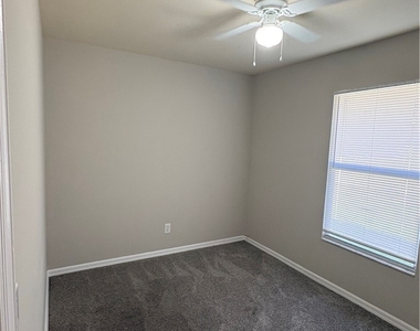 4316 New York Avenue - Photo Thumbnail 8