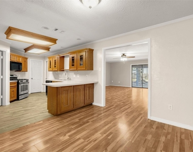3103 Spring Stuebner Road - Photo Thumbnail 3