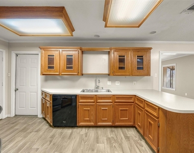 3103 Spring Stuebner Road - Photo Thumbnail 8