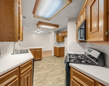 3103 Spring Stuebner Road - Photo Thumbnail 11