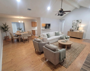 22715 Braken Manor Lane - Photo Thumbnail 2