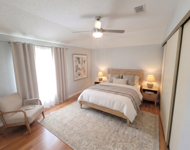 22715 Braken Manor Lane - Photo Thumbnail 8