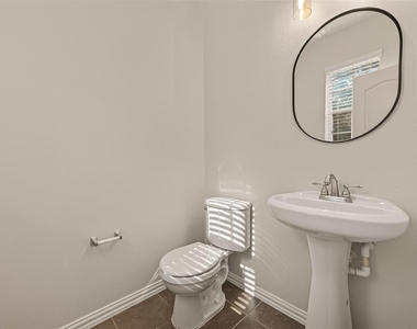 6123 Carver Pines Drive - Photo Thumbnail 8