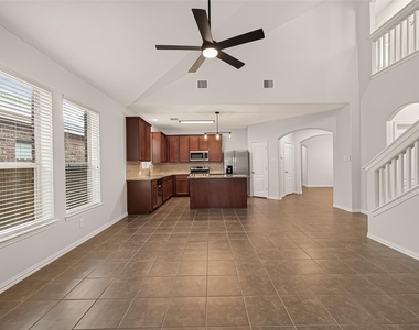 6123 Carver Pines Drive - Photo Thumbnail 12