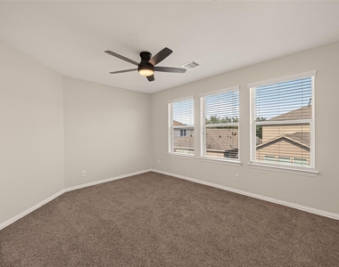 6123 Carver Pines Drive - Photo Thumbnail 24