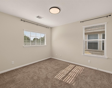 6123 Carver Pines Drive - Photo Thumbnail 27