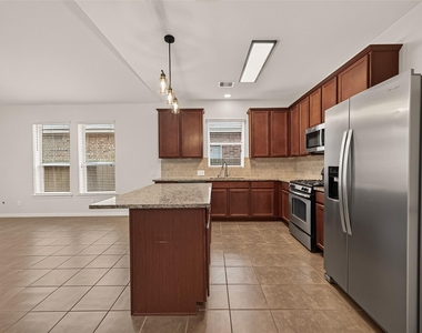 6123 Carver Pines Drive - Photo Thumbnail 13