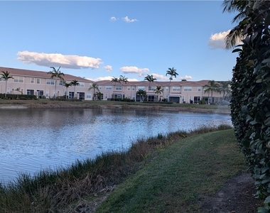 4000 Cherrybrook Loop - Photo Thumbnail 10