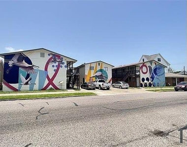 2716 Avenue Q - Photo Thumbnail 1
